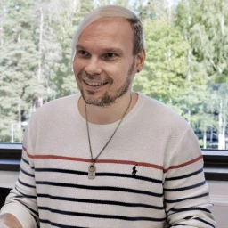 Tomi Tastén